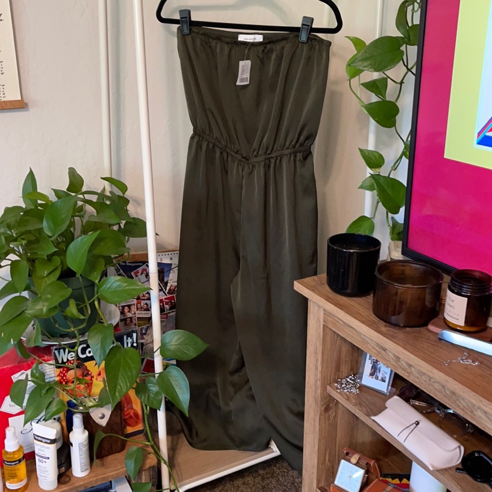 Strapless cinched waist jumpsuit